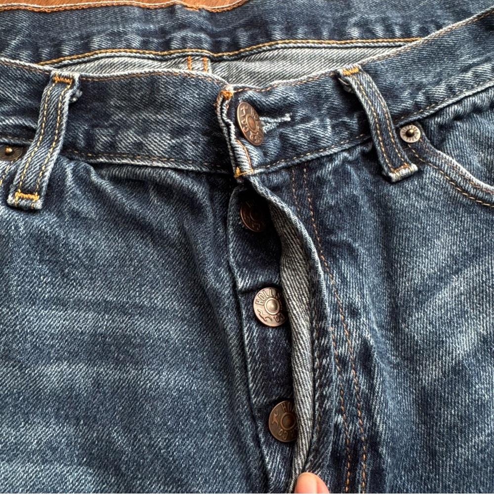 Hollister Dark Wash Denim Cutoff Shorts Raw Hem Low Rise Y2K Casual Summer - Picture 6 of 8